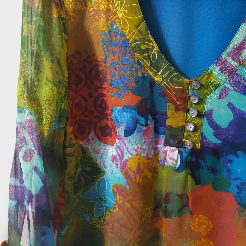 Coldwater Creek 100% Silk Abstract Floral Patchwork Blouse Womens Medium V-Neck - Picture 2 of 12